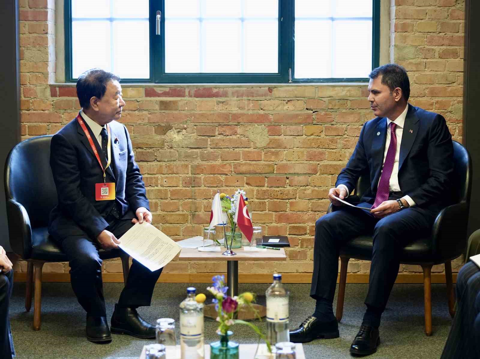 Bakan Kurum, BM İcra Sekreteri Stiell ve İngiliz, Alman ve Japon mevkidaşları ile görüştü 5 bakan kurum bm icra sekreteri stiell ve ingiliz alman ve japon mevkidaslari ile gorustu