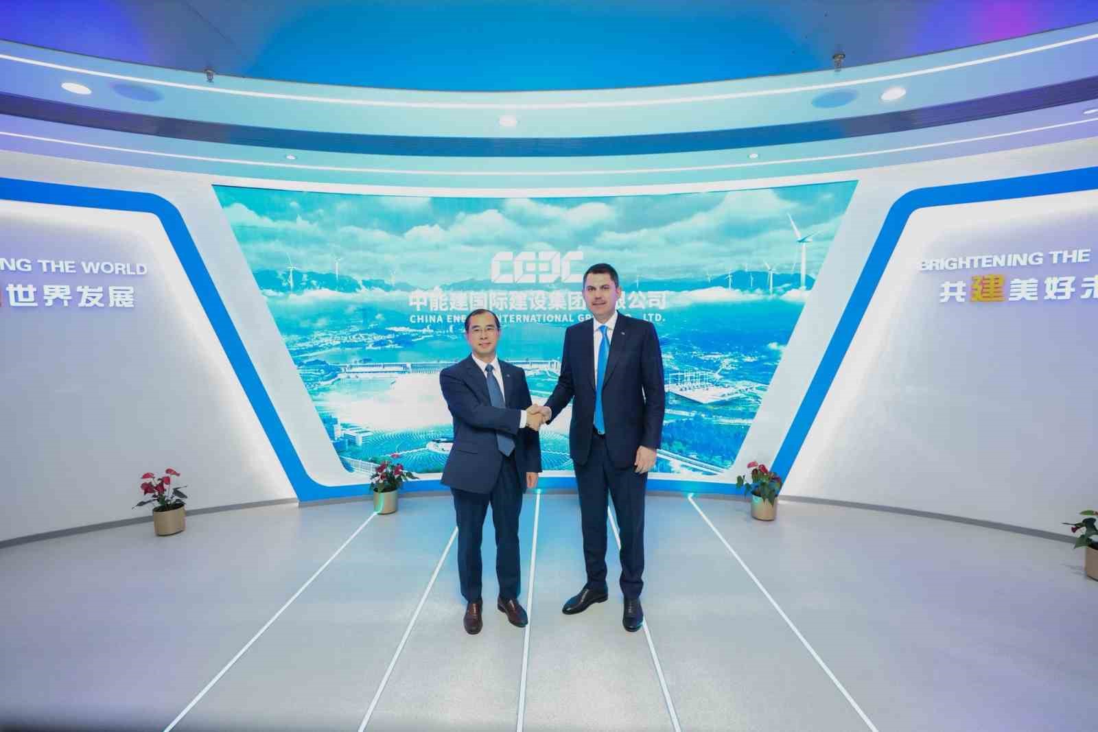 bakan kurum cinli sirketlerin yoneticileriyle gorustu 4 C92OIyTp