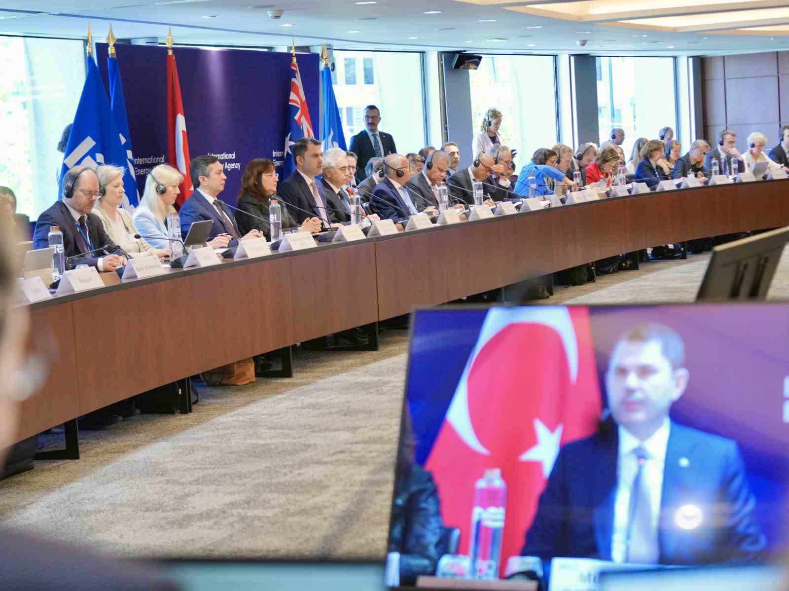 bakan kurum cop31 eylem gundemimizde enerji arzi guvenligini onceleyen temalara ozellikle yer verdik 1