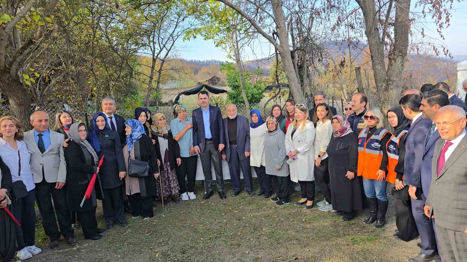 bakan kurum cumhurbaskanimizin liderliginde dunyada esi benzeri gorulmemis bir insa seferberligi yurutuyoruz 2 Cit8aYkv