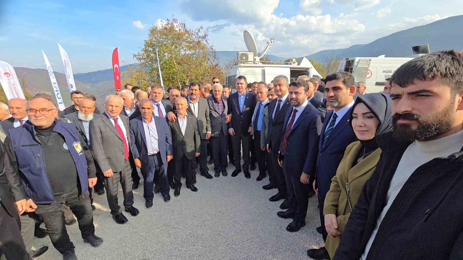 bakan kurum cumhurbaskanimizin liderliginde dunyada esi benzeri gorulmemis bir insa seferberligi yurutuyoruz 5 JAWjGV6N