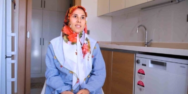 bakan-kurum-depremzede-ailenin-bayram-sevincini-paylasti-ASWKyLdc.jpg