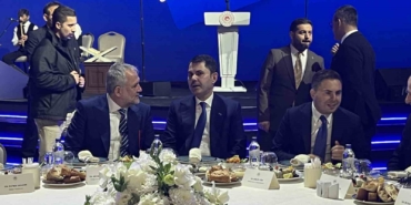 bakan-kurum-devlet-ve-millet-el-ele-vererek-asrin-felaketini-asrin-dayanismasina-donusturen-buyuk-F8QEAfvm.jpg