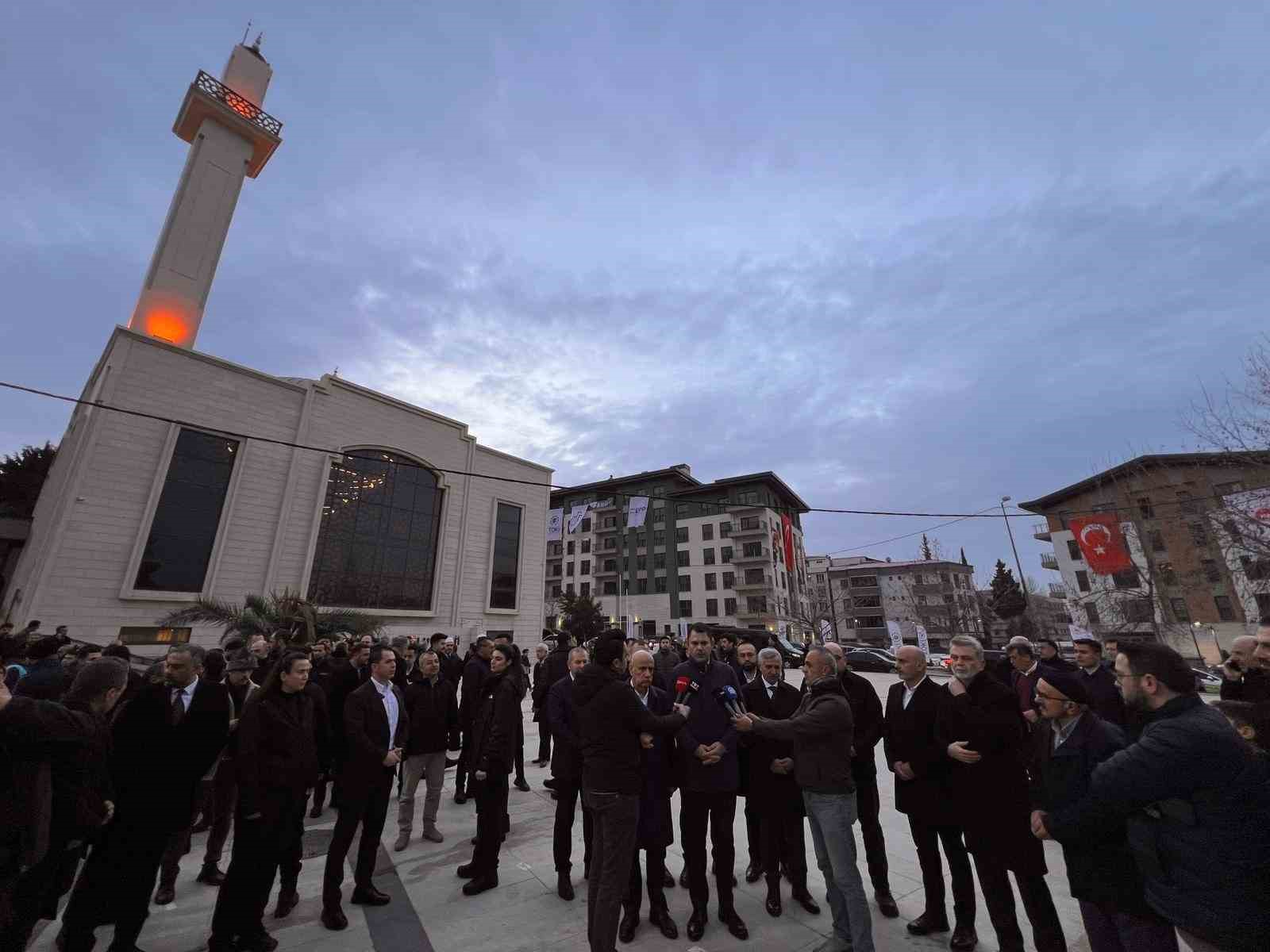 bakan kurum hep birlikte devlet millet omuz omuza mucadele ortaya koydu 1 UNtzWw9S