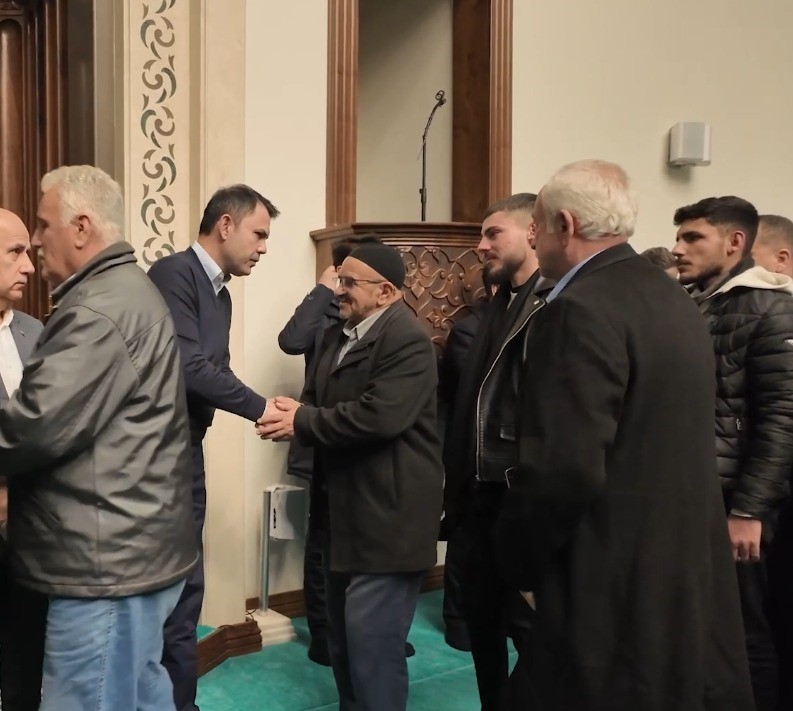 bakan kurum hep birlikte devlet millet omuz omuza mucadele ortaya koydu 2 g9STtMTJ