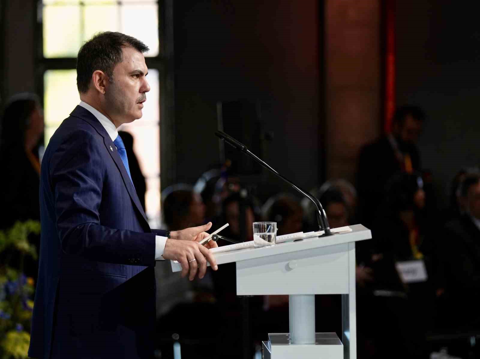 bakan kurum iklim degisikliginde hepimiz birer kahraman olmak istiyoruz 6 NOvpRHFc