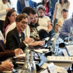 bakan-kurum-ingilterede-cop31-is-dunyasi-forumunda-konustu-mOWM1wRC.jpg