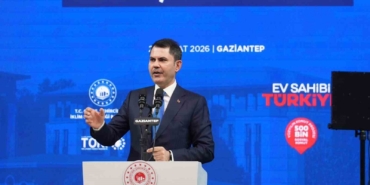 bakan-kurum-muhalefet-deprem-bolgesine-cop-kutusu-gonderdim-diye-ovunuyor-455-bin-yuvayi-begenmiyor-MWaa8sC2.jpg