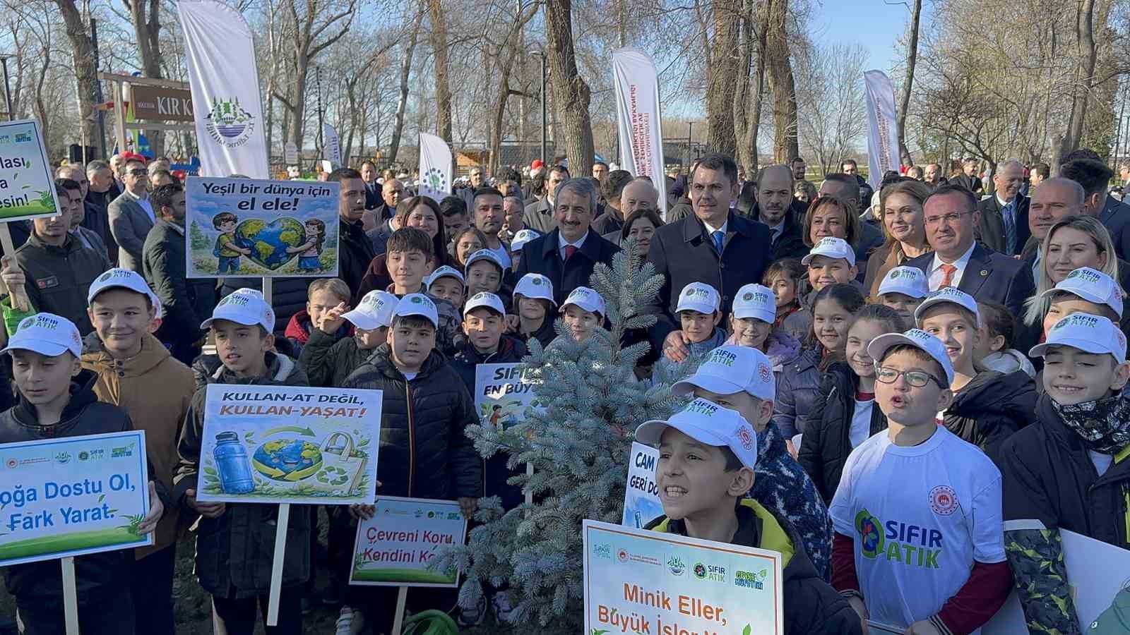 bakan kurum sifir atik senligine katildi 0