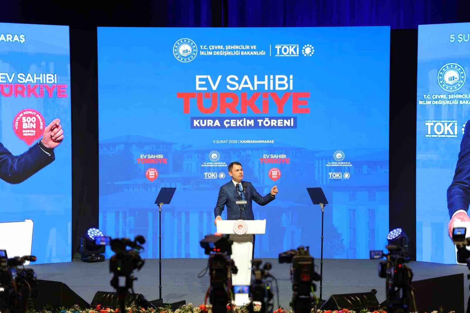 bakan kurumdan chp genel baskani ozele tepki ozgur bey vakit tiyatro vakti degildir 4 fGJXLWA5