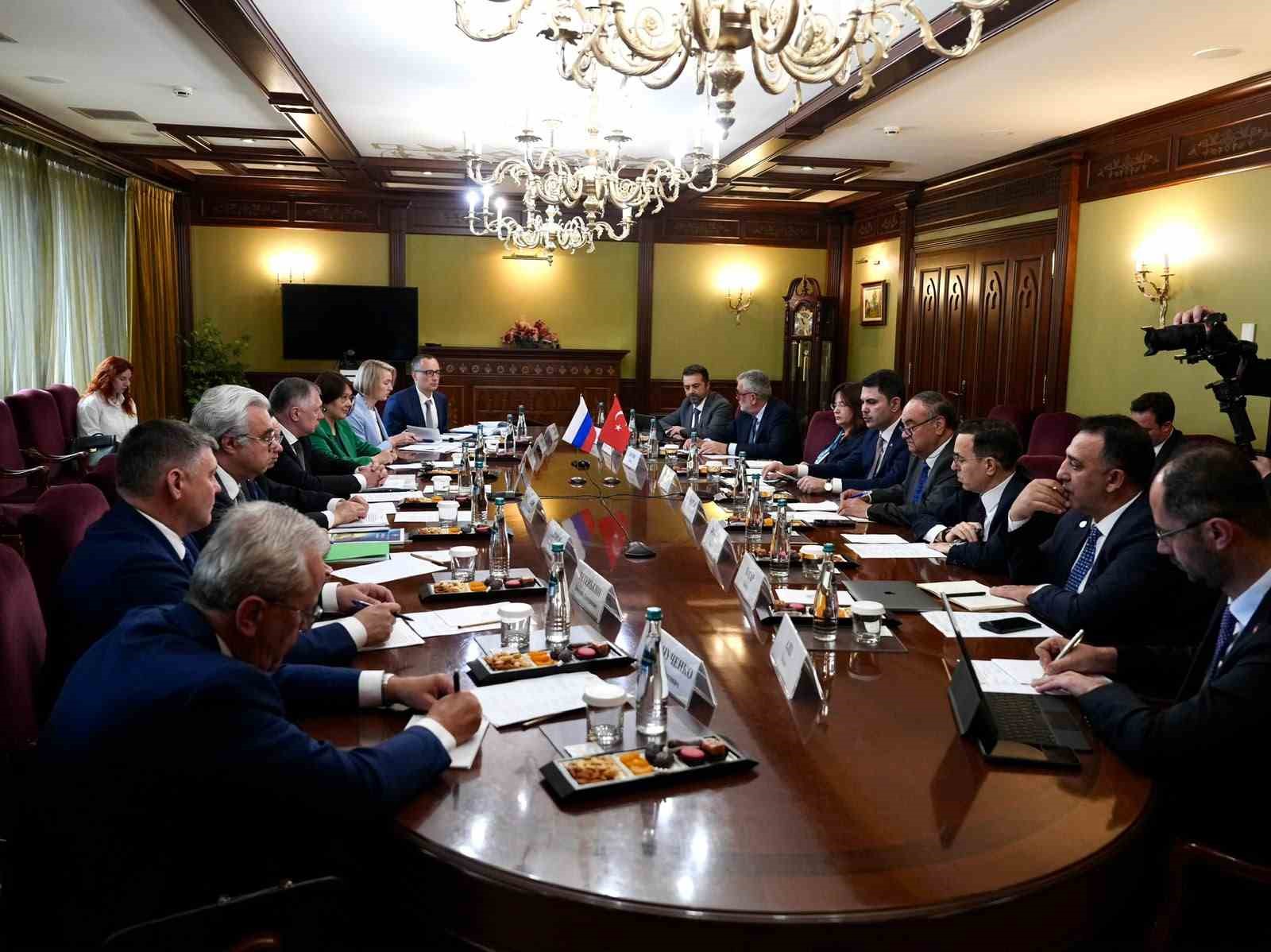 Bakan Kurum’dan Rusya’da COP31 diplomasisi 4 bakan kurumdan rusyada cop31 diplomasisi 0 awpehUH4