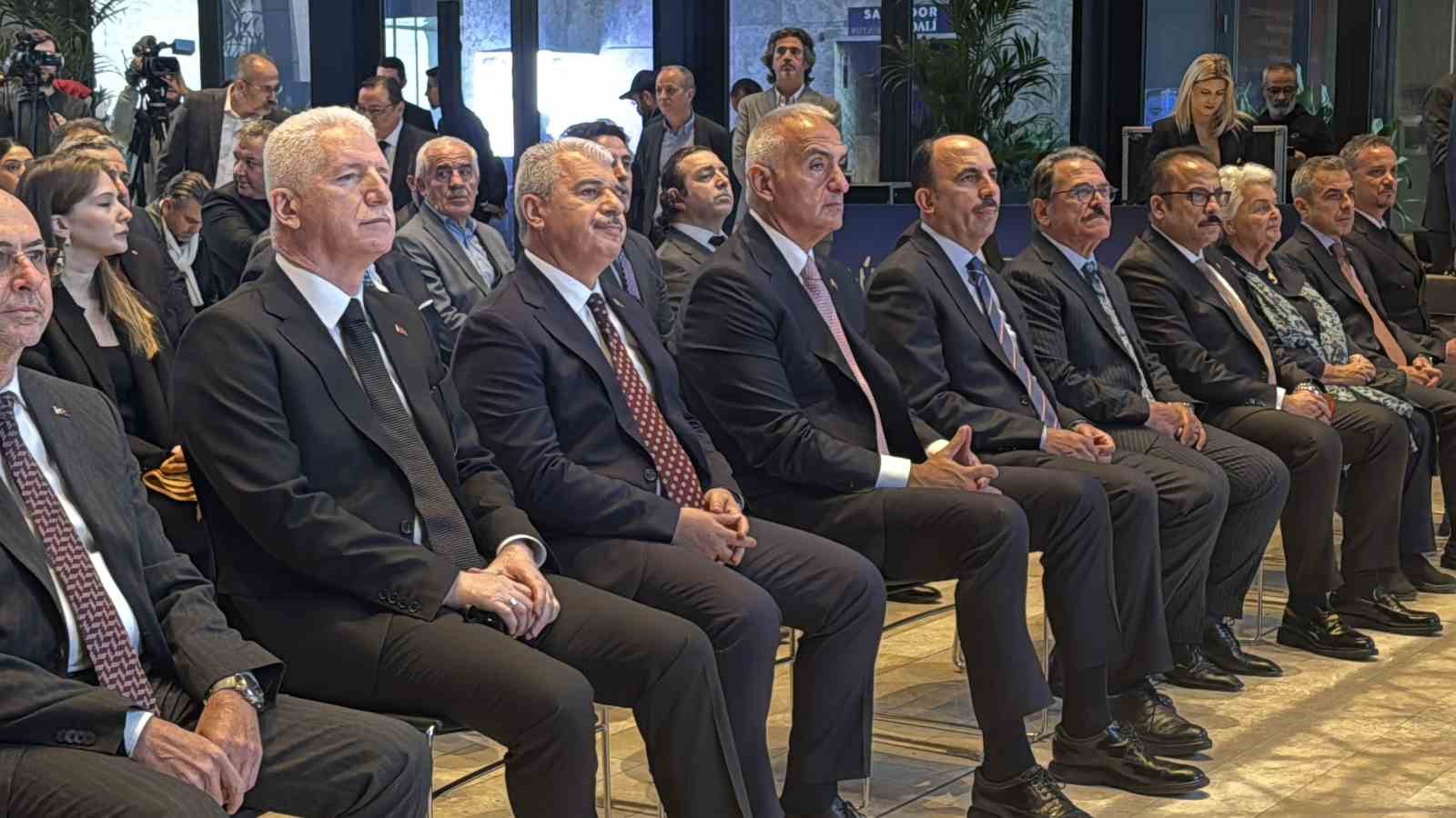 bakan mehmet nuri ersoy vuslat yildonumu uluslararasi anma torenlerini 6 aralikta mader i mevlana etkinligi XOtsDac2