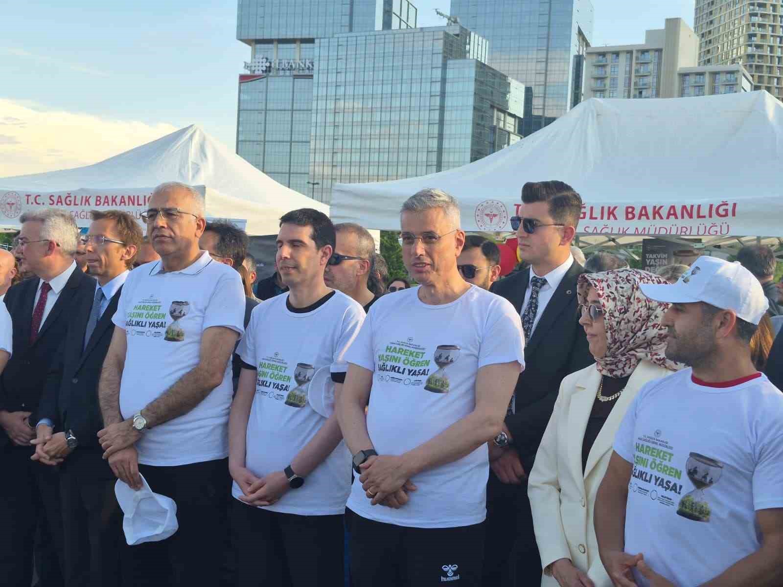 bakan memisoglu 10 milyonun ustunde insana 513 ton kilo kaybettirdik 2 RT8G4v9i