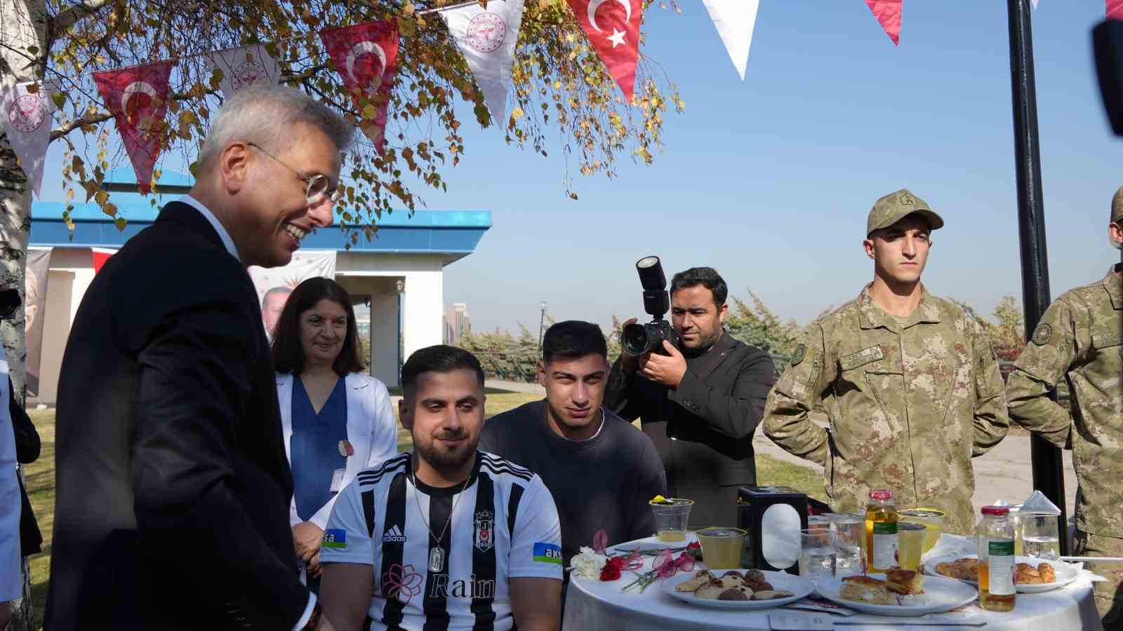 Bakan Memişoğlu: "Esasında her bir ağaç candır, canlıdır. O cana iyi bakmamız gerekir" 5 bakan memisoglu esasinda her bir agac candir canlidir o cana iyi bakmamiz gerekir 1 zMdEXBYZ
