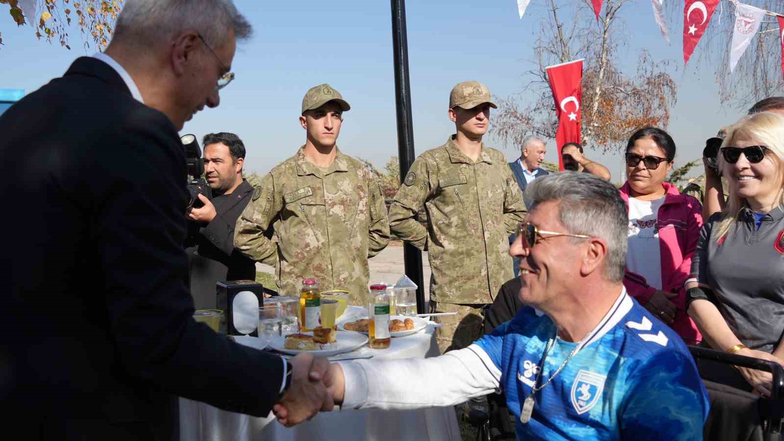 Bakan Memişoğlu: "Esasında her bir ağaç candır, canlıdır. O cana iyi bakmamız gerekir" 6 bakan memisoglu esasinda her bir agac candir canlidir o cana iyi bakmamiz gerekir 2 1p3TJnVL