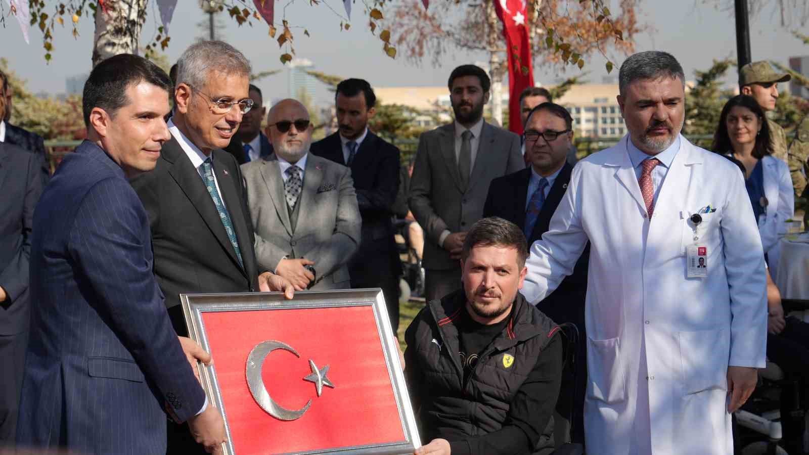 Bakan Memişoğlu: "Esasında her bir ağaç candır, canlıdır. O cana iyi bakmamız gerekir" 9 bakan memisoglu esasinda her bir agac candir canlidir o cana iyi bakmamiz gerekir 5 GZI7M7v6
