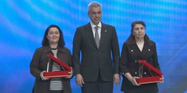 bakan-memisoglu-hemsire-ve-ebe-sayimizi-330-binin-uzerine-cikardik-RHpJvVgj.jpg