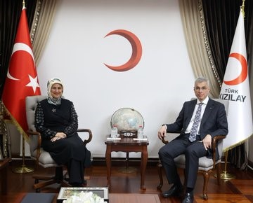 bakan memisoglu milletimize hizmet eden turk kizilay ile guc birligimizi surdurecegiz 1 XKtvjNuS