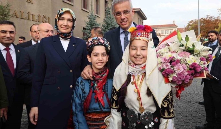 bakan-memisoglu-organ-bagisinda-biz-149-merkeziyle-dunyada-ornek-olan-bir-ulkeyiz-mFwb7Dqz.jpg
