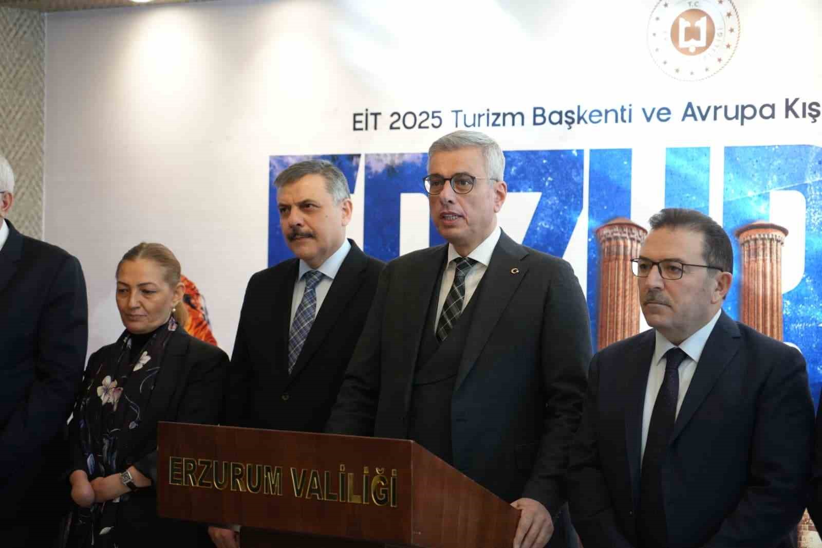 bakan memisoglu saglik hizmetlerinin daha iyi olmasi icin neler yapacagimizi yerinde degerlendirmek icin buradayiz QRSp5rgI