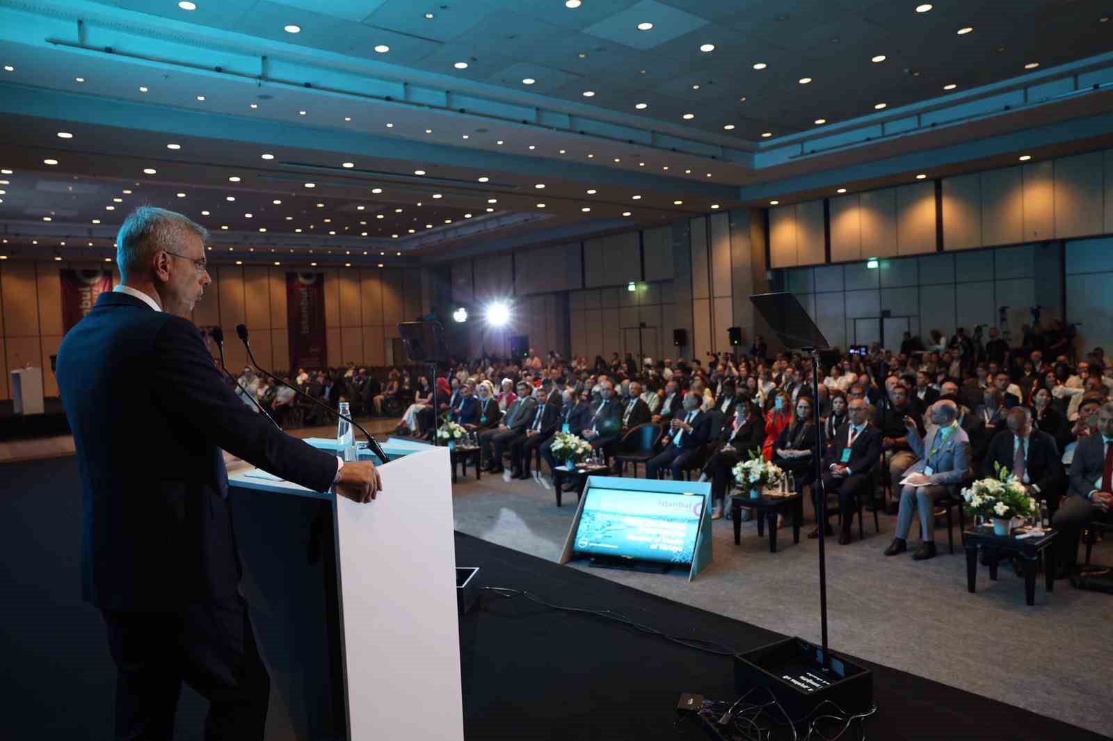 Bakan Memişoğlu: "Son bir yılda MHRS üzerinden 702 milyonun üzerinde randevu işlemi başarıyla gerçekleştirilmiştir" 5 bakan memisoglu son bir yilda mhrs uzerinden 702 milyonun uzerinde randevu islemi basariyla gerceklestirilmistir sRVNLV4b
