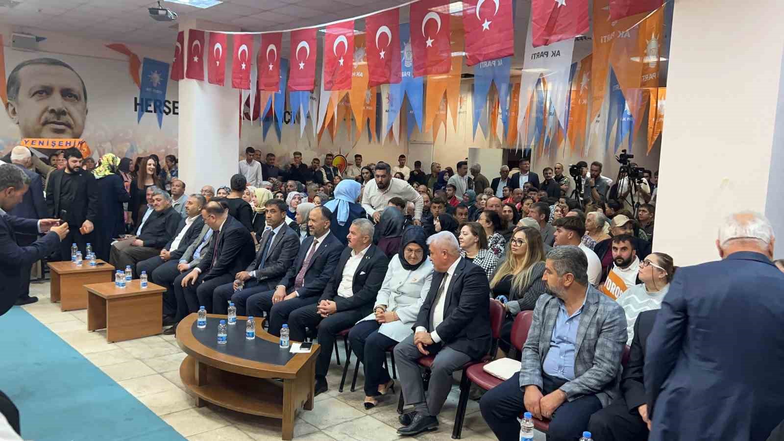 bakan memisoglu turkiyeye yilda 35 milyon insan tedavi olmak icin geliyor 5 HMcks1Bf