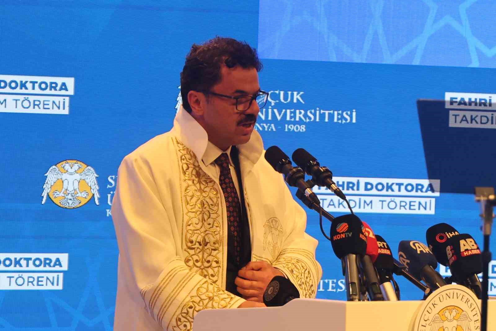 bakan murat kuruma mezun oldugu selcuk universitesinden fahri doktora 2 eJ1VcT2T