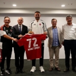 bakan-simsek-bolu-kampindaki-batman-petrolsporu-ziyaret-etti-WnabsK4X.jpg