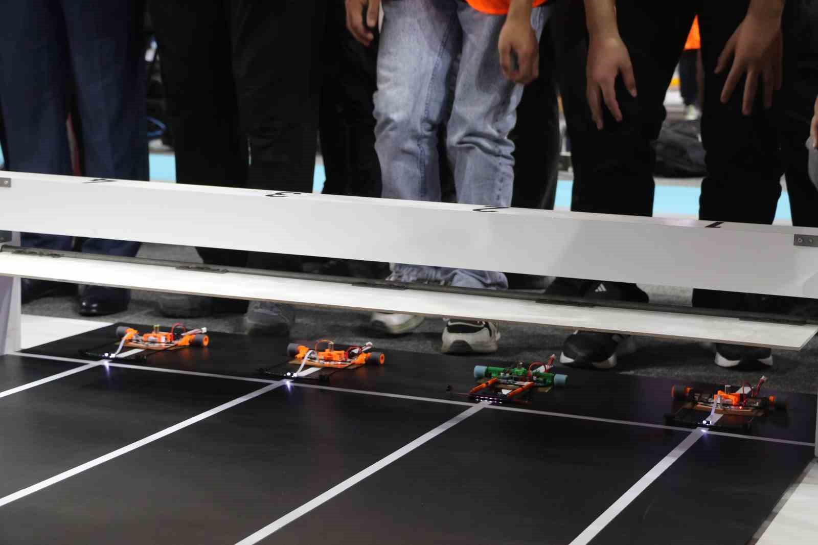 bakan tekin 100 ortaogretim ogrencisinin 43u mesleki egitime kayit yaptirdi 6 VnHpB9pz