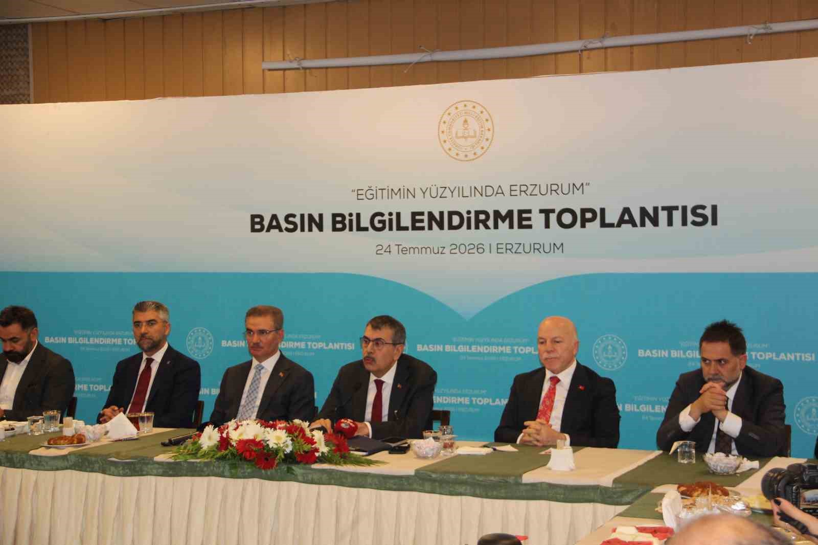 Bakan Tekin: "2013 yılından itibaren Erzurum’da 187 okul yaptık" 4 bakan tekin 2013 yilindan itibaren erzurumda 187 okul yaptik 0 ugypp7mE
