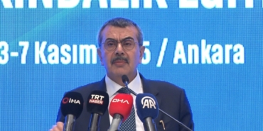 bakan-tekin-45-farkli-ulkede-2-bin-785-bursiyerimiz-var-T8GNtlnQ.jpg