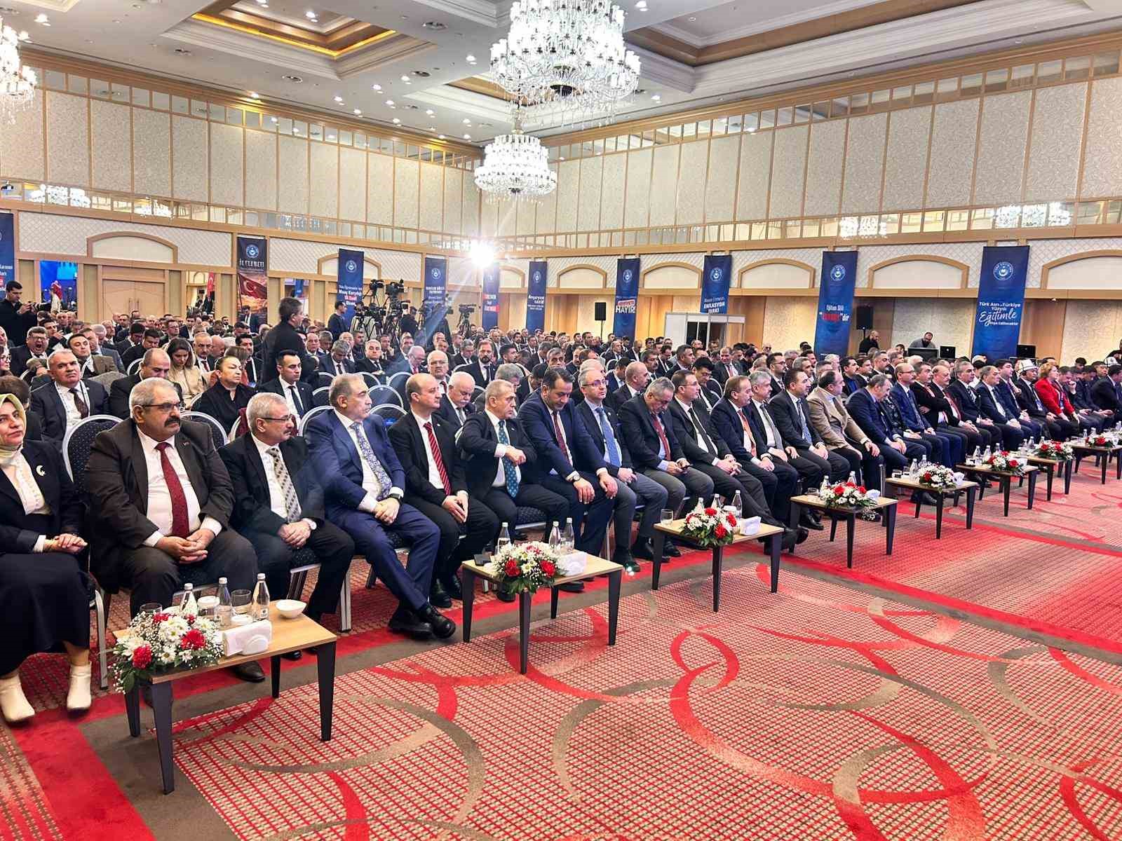bakan tekin 6 subatta depremde yikilan yaklasik 9 bin 700 derslik yerine 15 bin swKSQQXZ