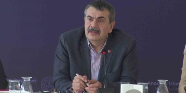 bakan-tekin-ak-parti-turkiyede-insan-haklarini-yasaksiz-bir-turkiyeyi-politik-uygulamalarinin-odagina-yerlestirmis-tZMEeSla.jpg