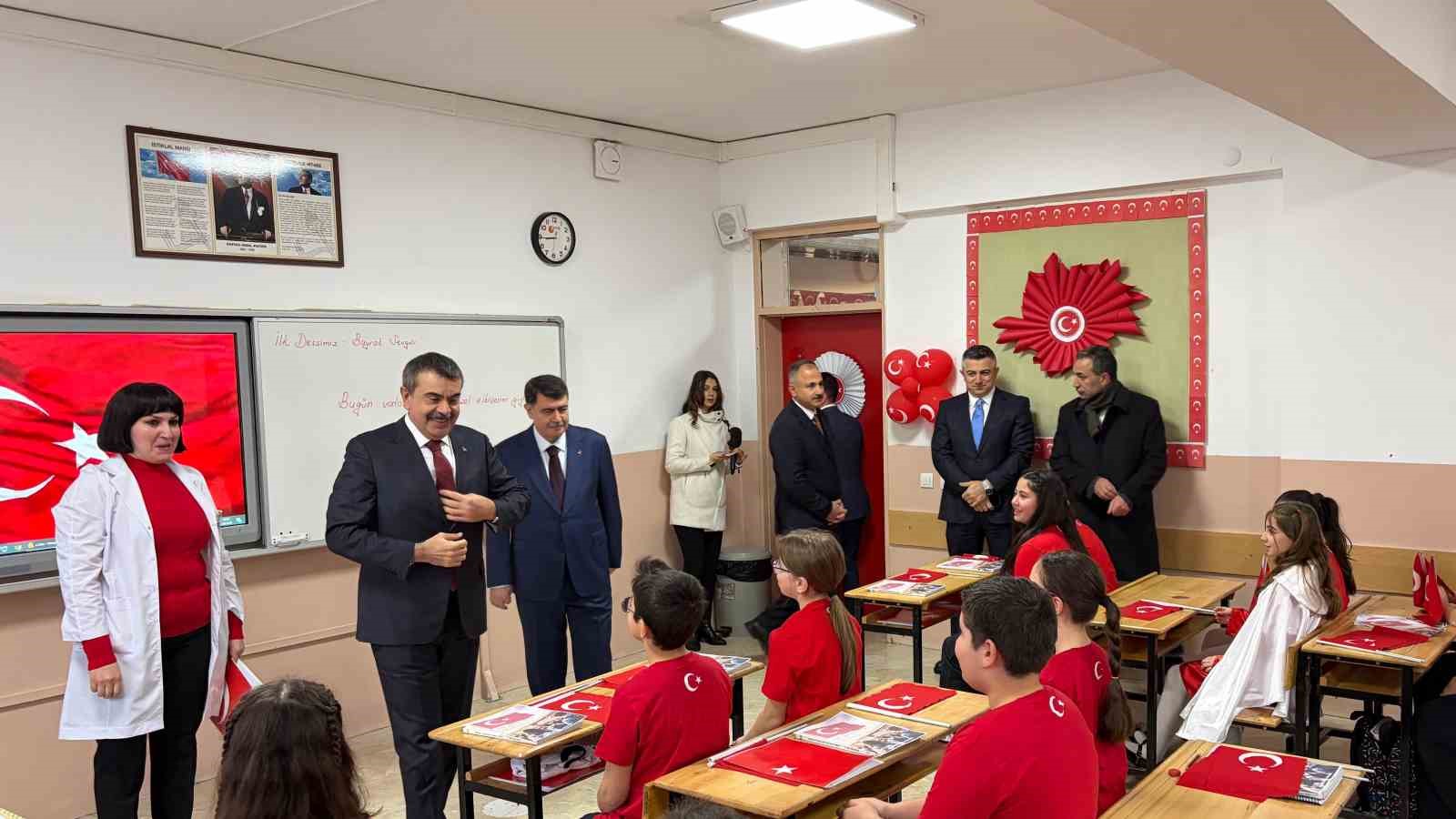 Bakan Tekin: "Bağımsızlığımızın asıl savunucusu bireyleri yetiştirmek bizim işimiz" 9 bakan tekin bagimsizligimizin asil savunucusu bireyleri yetistirmek bizim isimiz 5