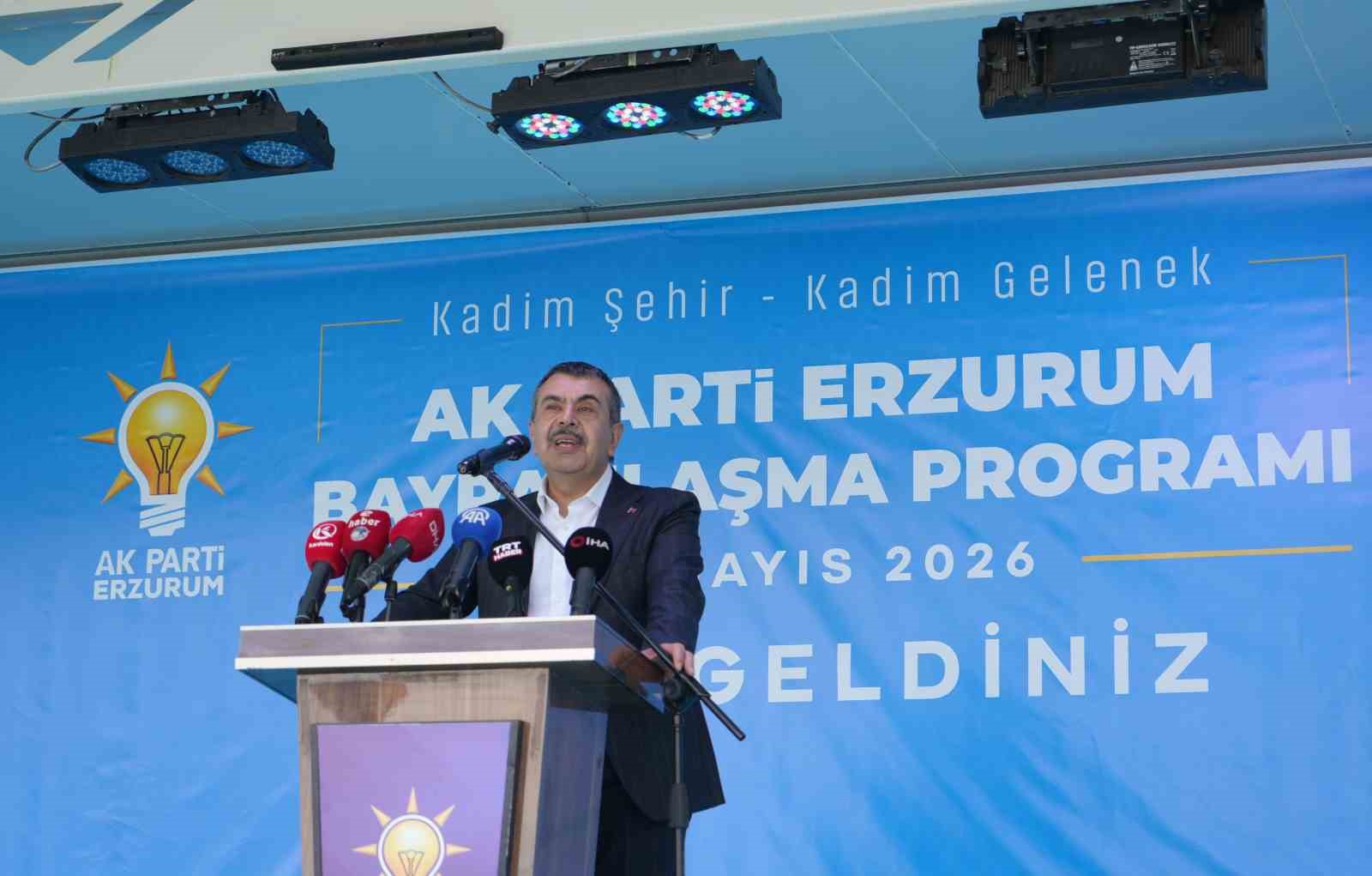 bakan tekin chpdeki olaylar bu olayin arkasinda baska bir saibe aramaya gerek yok yeterince 5fGZGqjW