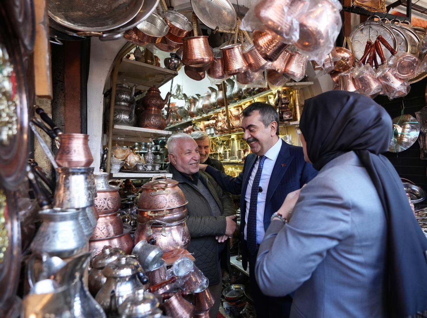 Bakan Tekin: "Depremden etkilenen 11 ilimizin tamamında devam eden yatırımlarımızla yüzde 15 daha fazla dersliğimiz olacak" 10 bakan tekin depremden etkilenen 11 ilimizin tamaminda devam eden yatirimlarimizla yuzde 15 daha fazla R3OHm231