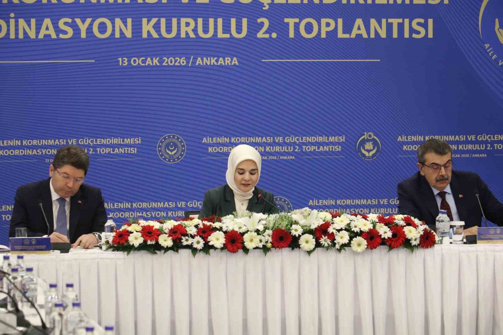 bakan tekin egitim cephesinde merhamet ve aidiyet duygusunun guclendigi bir ortam kurmaya gayret ediyoruz 5h7rvlm8