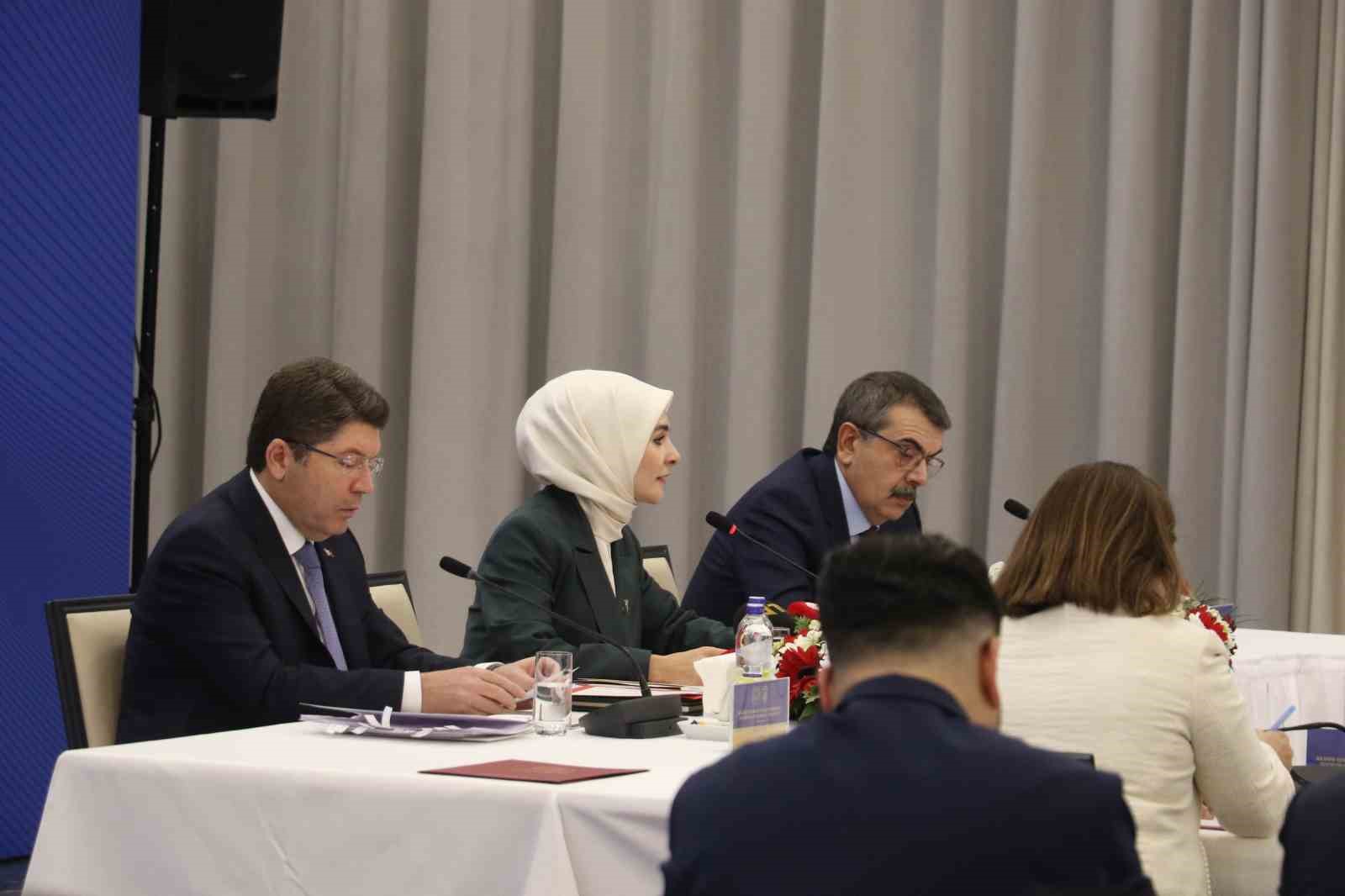 bakan tekin egitim cephesinde merhamet ve aidiyet duygusunun guclendigi bir ortam kurmaya gayret ediyoruz LWJNJjWt