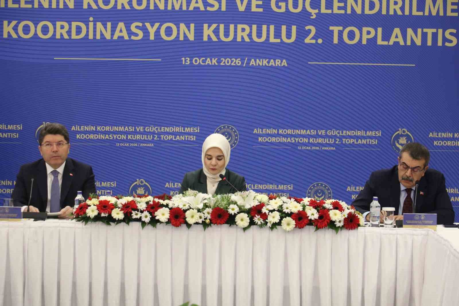 bakan tekin egitim cephesinde merhamet ve aidiyet duygusunun guclendigi bir ortam kurmaya gayret ediyoruz StelWslp
