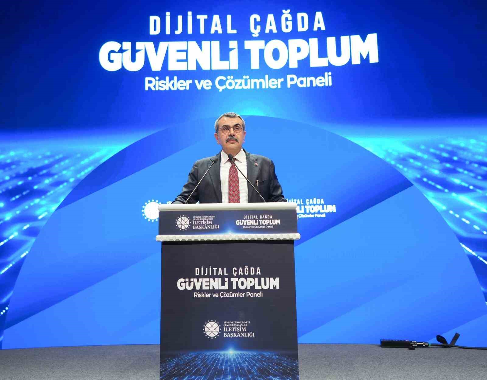 bakan tekin evlatlarimizin guvenligi bizim asli gorev olarak addettigimiz bir durum 1 kOqaYlSS