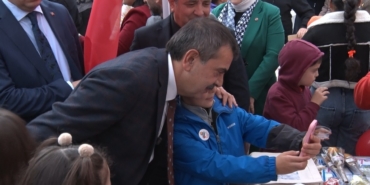 bakan-tekin-gazzenin-yeniden-insasi-icin-uzerimize-duseni-yapalim-dedik-H7CO2DmP.jpg