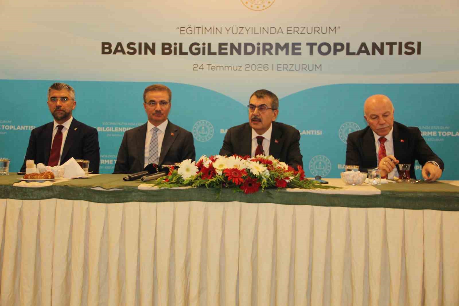 Bakan Tekin: "Geçmişiyle gurur duyacak bir nesil yetiştirmemiz gerekiyor" 4 bakan tekin gecmisiyle gurur duyacak bir nesil yetistirmemiz gerekiyor 0 ce2S9BZT