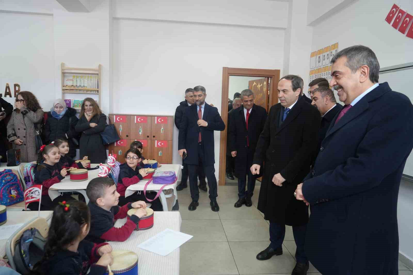 bakan tekin kimsenin dini inancini sorgulamadik 5 2drLt6ss