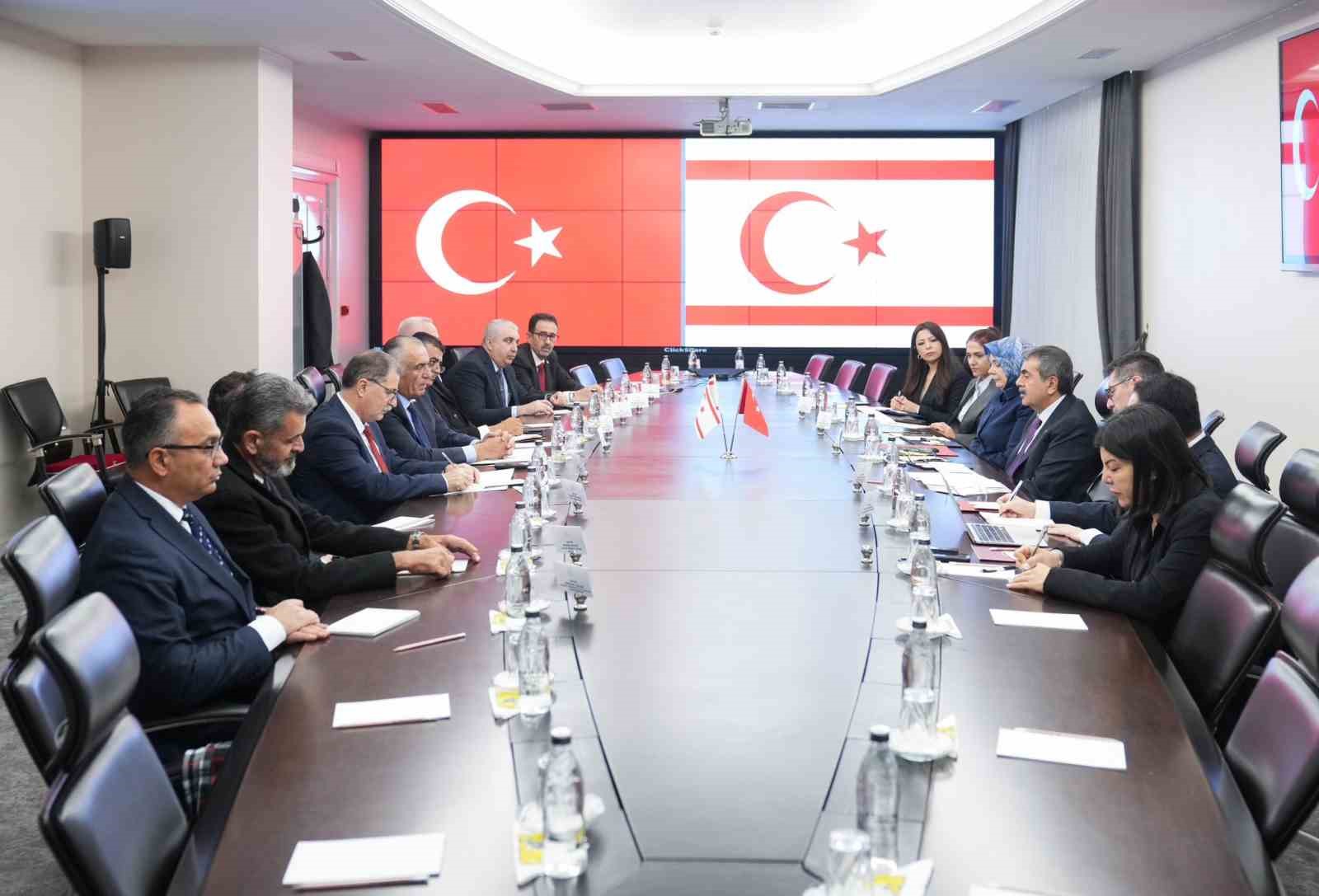 bakan tekin kktc milli egitim bakani cavusoglunu makaminda agirladi 2