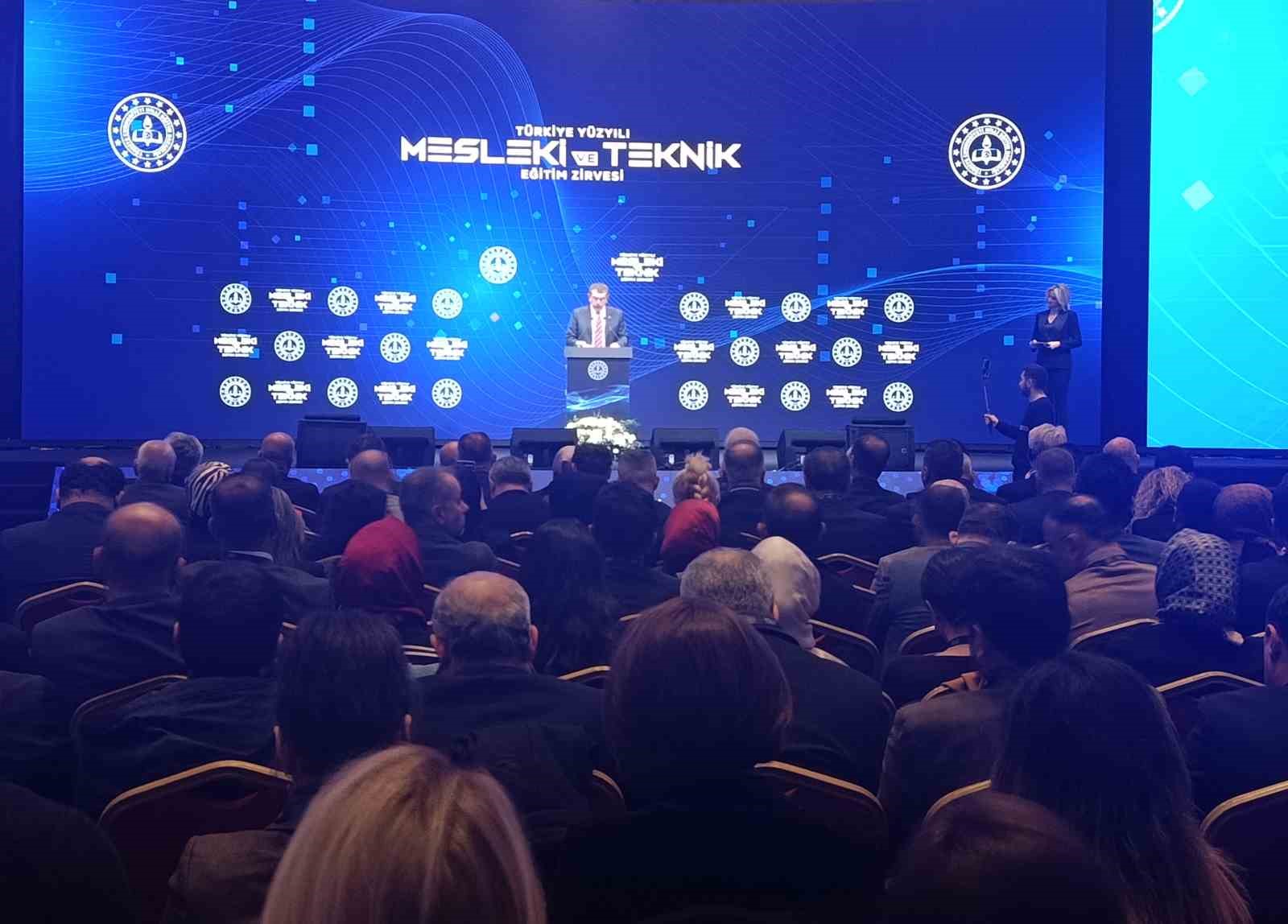 bakan tekin meslek 50 bir zihniyet degisimini temsil etmektedir 2 kPXOrDCq