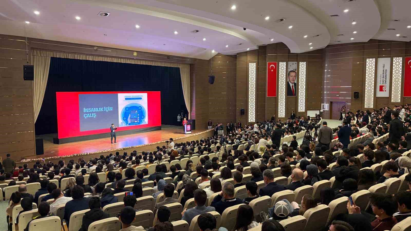 bakan tekin muhalefetin en cok elestirdigi projelerden bir tanesi fatih projesiydi 2 4IB35srT