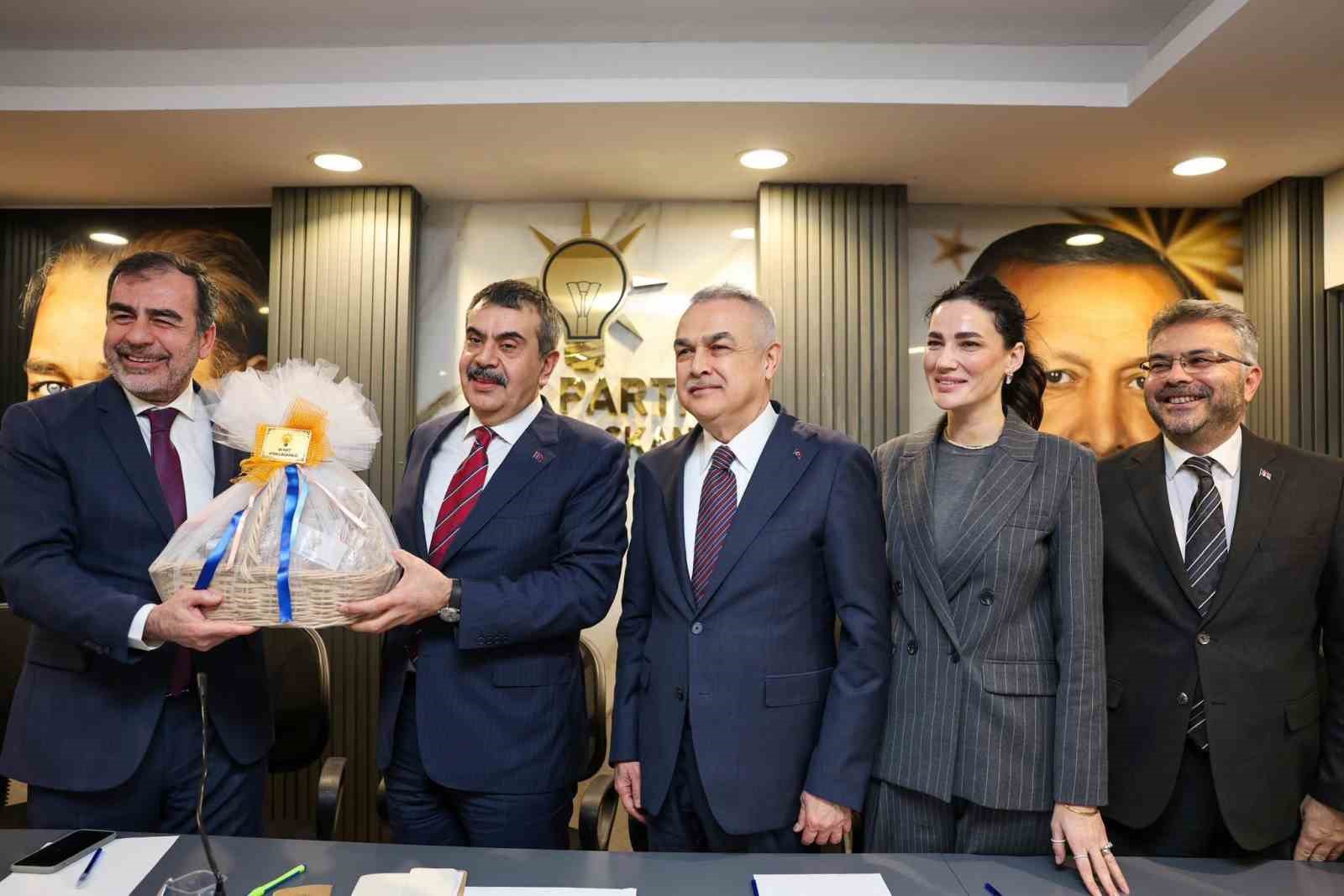 Bakan Tekin: "Sizin hayal edemediklerinizi biz gerçekleştiriyoruz" 7 bakan tekin sizin hayal edemediklerinizi biz gerceklestiriyoruz 3 2MRkDi9w