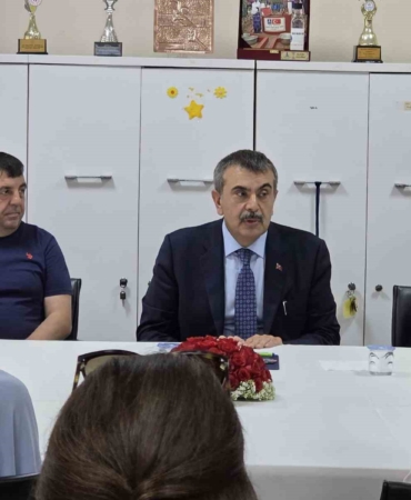 bakan-tekin-tum-kararlari-ogretmenlerimizle-istisare-ederek-aliyoruz-cEqkiMNX.jpg