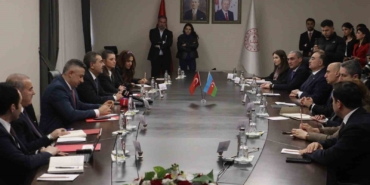 bakan-tekin-turkiye-ile-azerbaycan-arasinda-cok-yakin-bir-dostluk-iliskisi-var-1aVOejnv.jpg