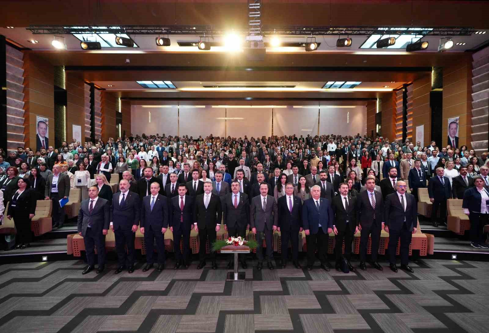 Bakan Tekin: "Türkiye’de mesleki ve teknik eğitim, bilhassa 28 Şubat süreciyle beraber çok ciddi bir darbe aldı" 6 bakan tekin turkiyede mesleki ve teknik egitim bilhassa 28 subat sureciyle beraber cok ciddi